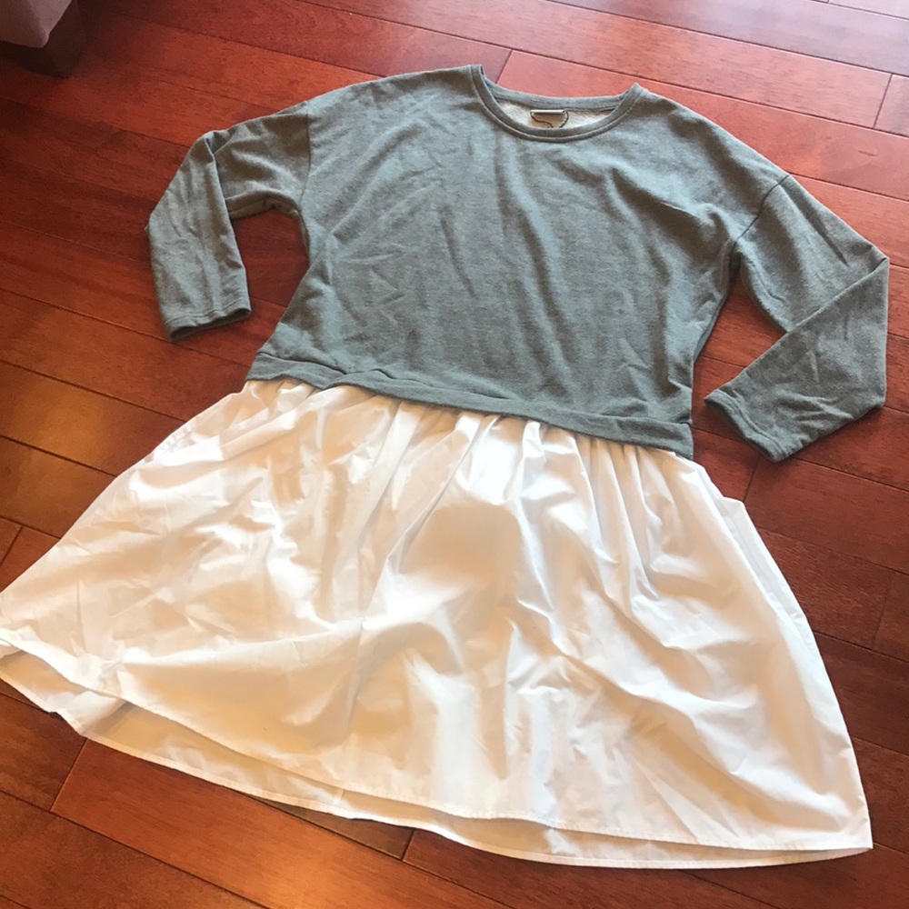 👗Asos grey and white two in one sweatshirt dress